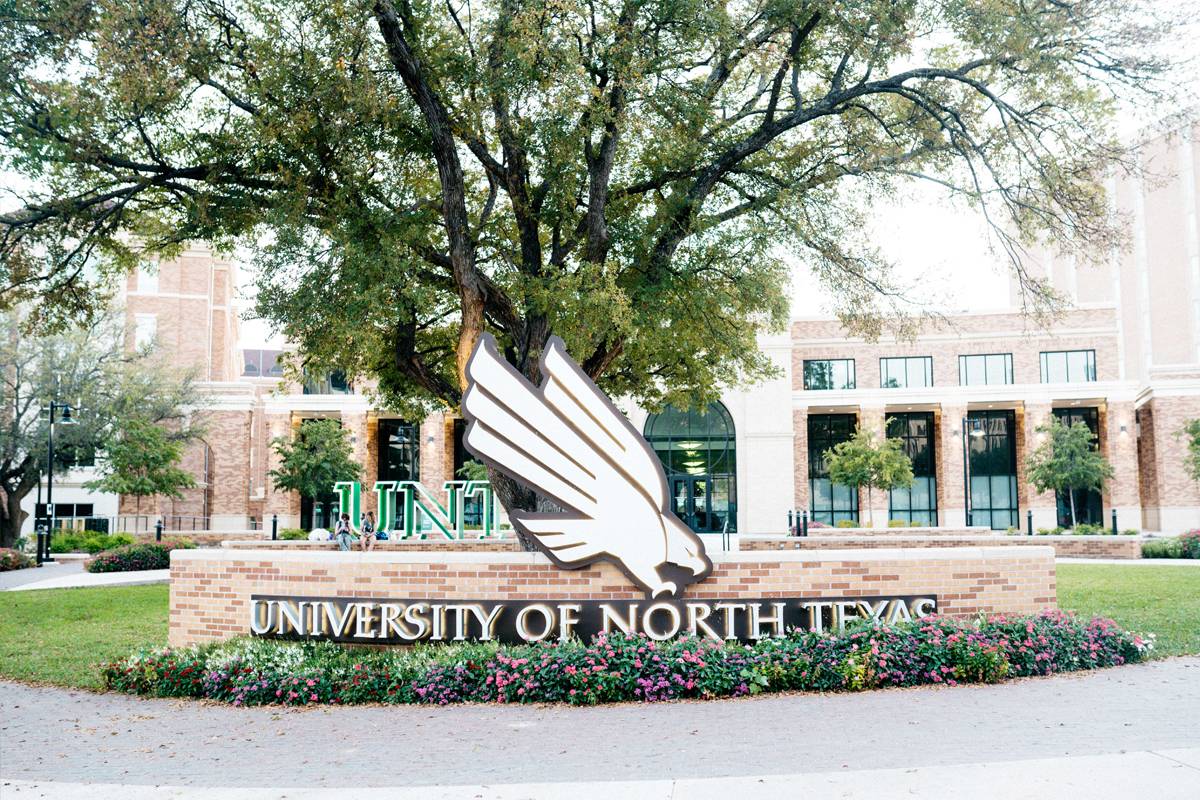 UNT Campus Sign